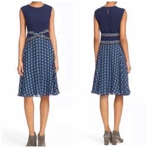 Diane Von Furstenberg Rosalie Mixed Prints Sleeveless Crew Neck A-Line Dress